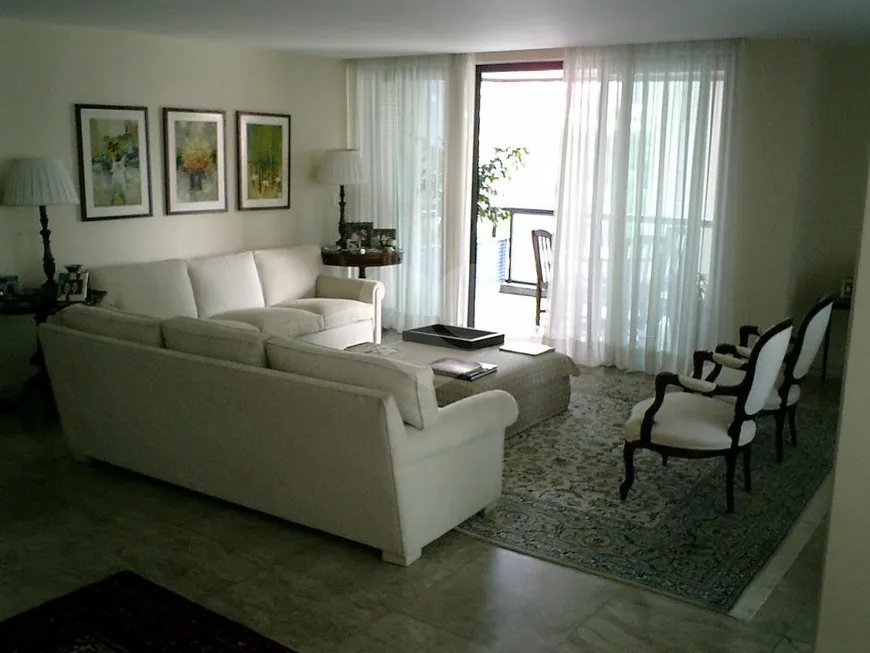 Foto 1 de Apartamento com 4 Quartos à venda, 300m² em Vila Mariana, São Paulo