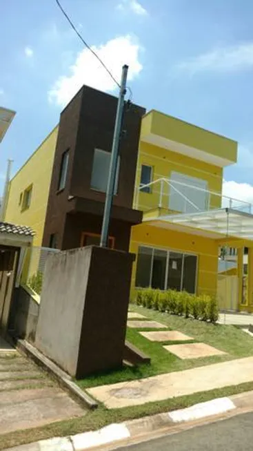 Foto 1 de Sobrado com 3 Quartos à venda, 214m² em Jardim do Rio Cotia, Cotia