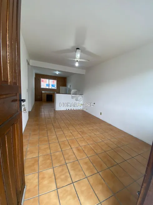 Foto 1 de Apartamento com 3 Quartos para alugar, 95m² em Centro, Itapema