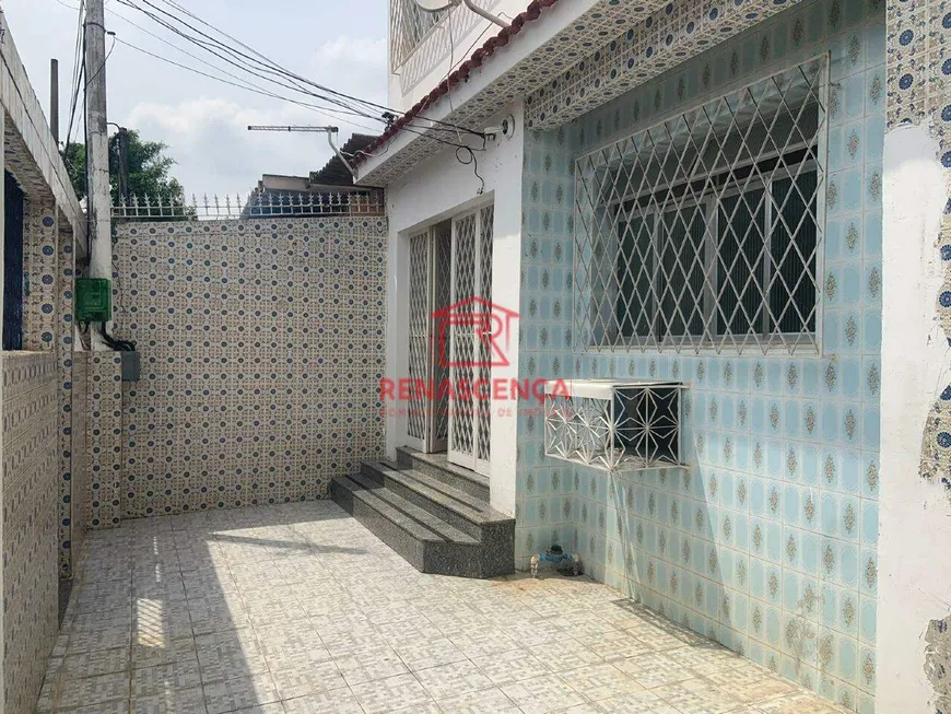 Foto 1 de Casa com 2 Quartos para alugar, 85m² em Campo Grande, Rio de Janeiro