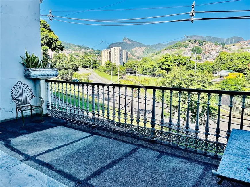 Foto 1 de Casa com 3 Quartos à venda, 300m² em Santa Teresa, Rio de Janeiro