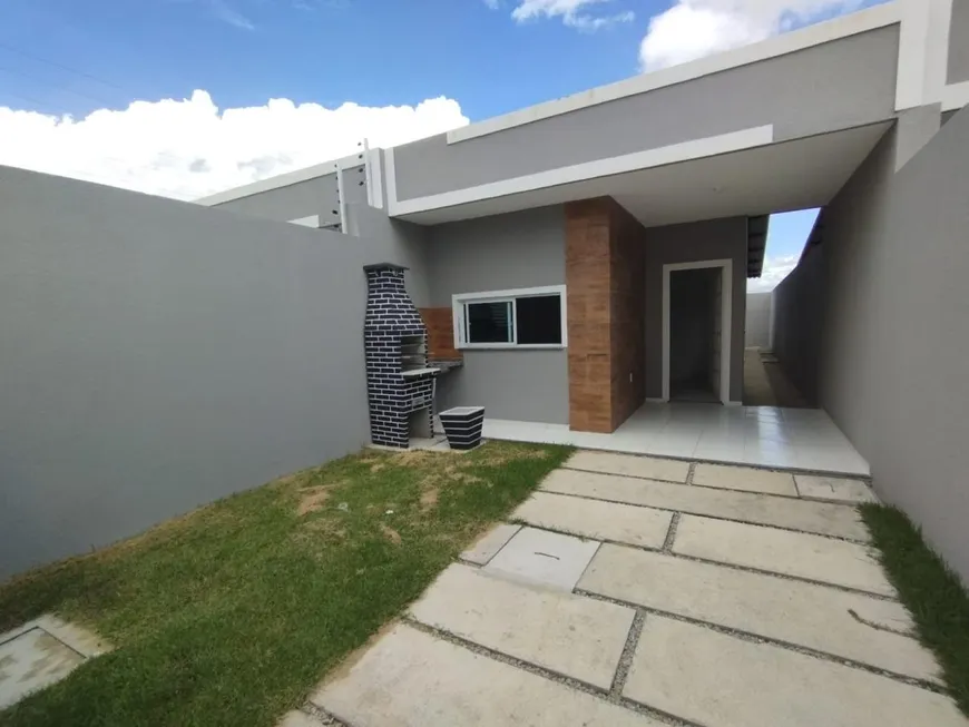 Foto 1 de Casa com 2 Quartos à venda, 80m² em Ancuri, Itaitinga