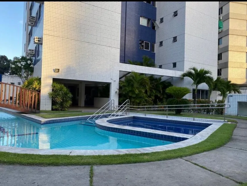 Foto 1 de Apartamento com 3 Quartos à venda, 80m² em Graças, Recife