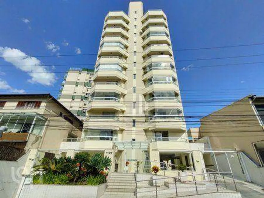 Foto 1 de Apartamento com 3 Quartos à venda, 97m² em Centro, Florianópolis