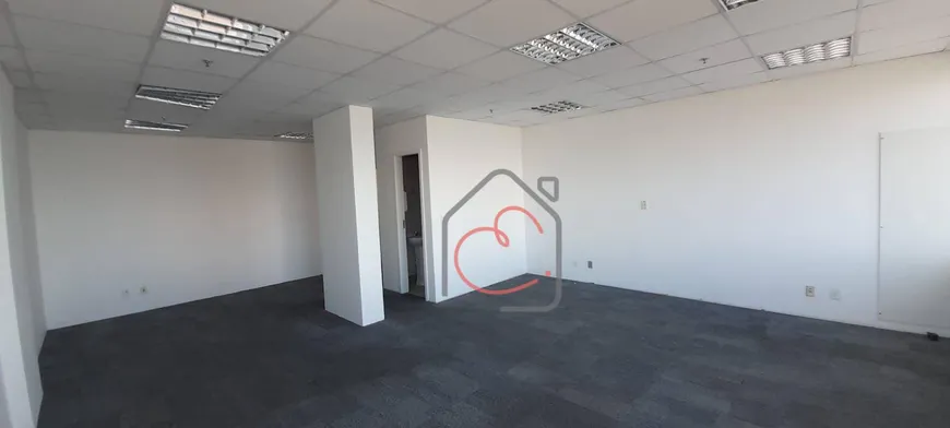 Foto 1 de Sala Comercial à venda, 53m² em Imbetiba, Macaé