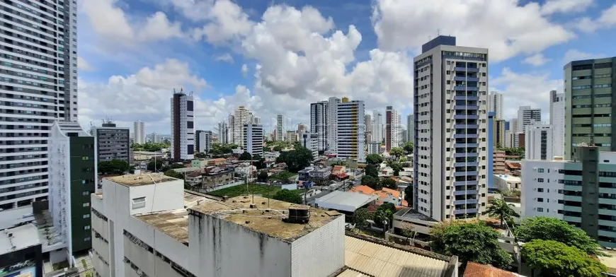 Foto 1 de Flat com 1 Quarto à venda, 40m² em Madalena, Recife
