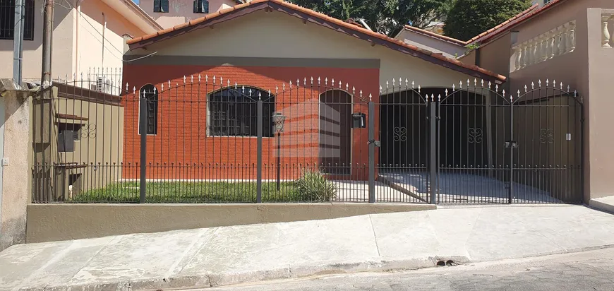 Foto 1 de Casa com 2 Quartos para alugar, 130m² em Bosque da Saúde, São Paulo