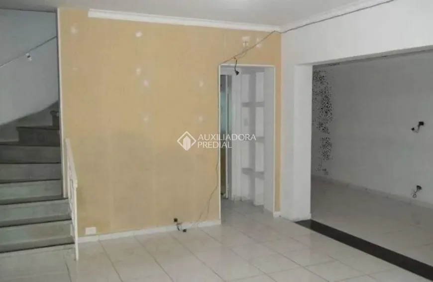 Foto 1 de Sobrado com 4 Quartos para alugar, 240m² em Jardim do Mar, São Bernardo do Campo