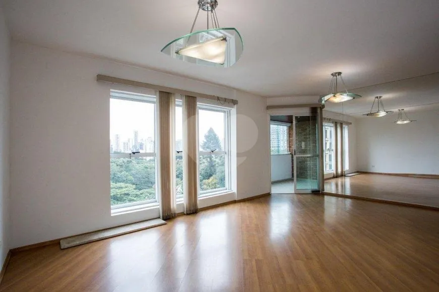 Foto 1 de Apartamento com 4 Quartos à venda, 127m² em Morumbi, São Paulo