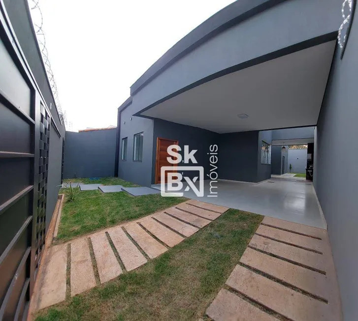 Foto 1 de Casa com 3 Quartos à venda, 150m² em Jardim Patrícia, Uberlândia