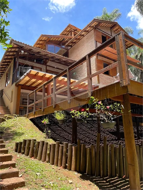 Foto 1 de Casa de Condomínio com 3 Quartos à venda, 130m² em Serra da Cantareira, Mairiporã