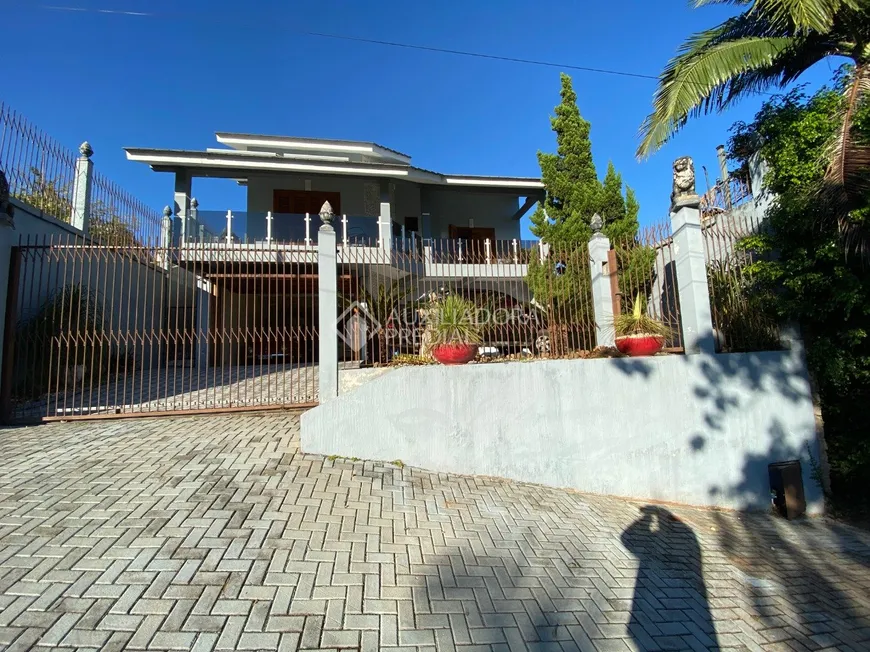 Foto 1 de Casa com 4 Quartos à venda, 266m² em Imigrante, Campo Bom