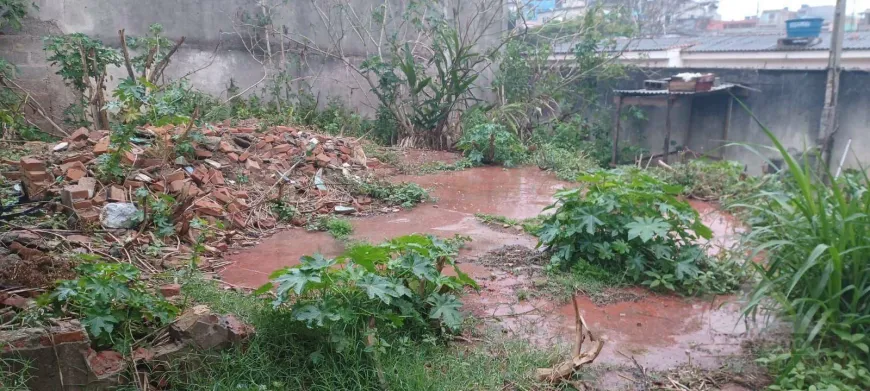 Foto 1 de Lote/Terreno para alugar, 344m² em Jardim Paranavaí, Mauá