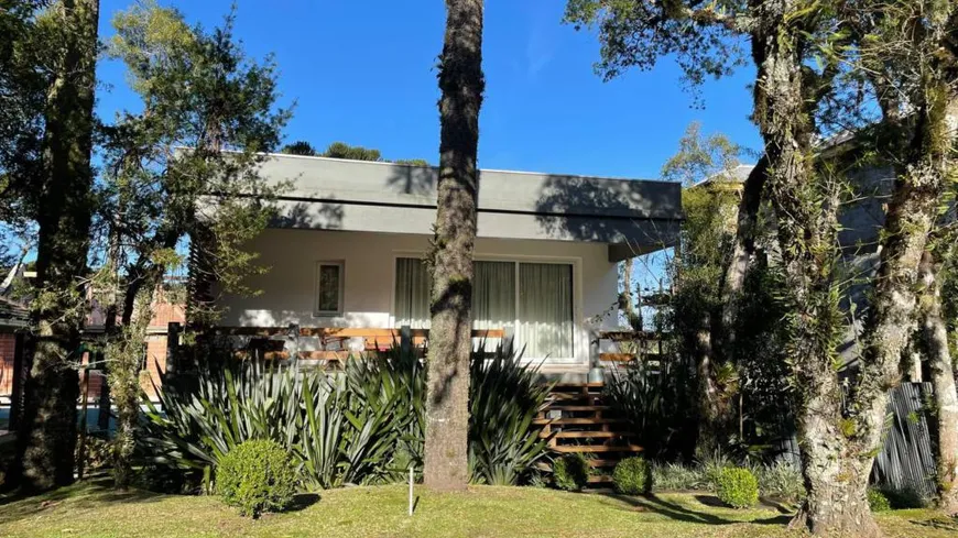 Foto 1 de Casa com 4 Quartos à venda, 245m² em Altos Pinheiros, Canela