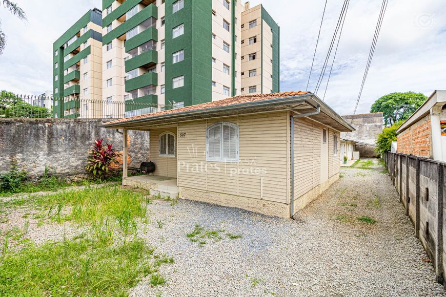 Lote/Terreno na Rua José Sabóia Cortes, 80, Centro Cívico em Curitiba, por  R$ 1.190.000 - Viva Real