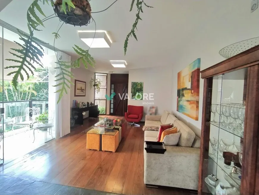 Foto 1 de Apartamento com 4 Quartos à venda, 255m² em Sion, Belo Horizonte