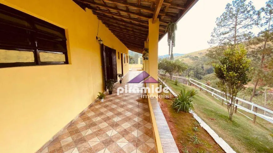 Foto 1 de Fazenda/Sítio com 3 Quartos à venda, 190m² em Dos Souzas, Monteiro Lobato