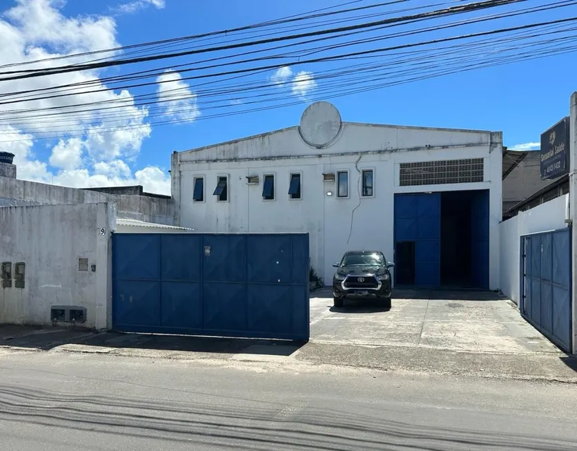 Foto 1 de Galpão/Depósito/Armazém à venda, 700m² em Pitangueiras, Lauro de Freitas