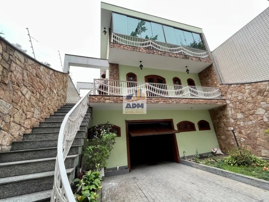Foto 1 de Sobrado com 3 Quartos para alugar, 415m² em Jardim Têxtil, São Paulo