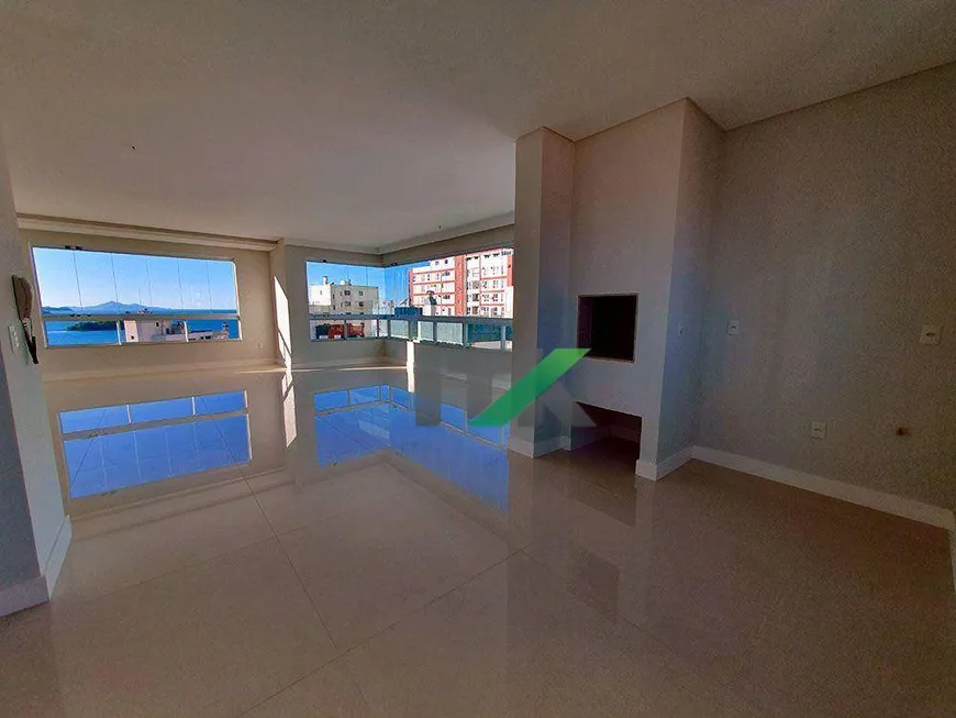 Foto 1 de Apartamento com 3 Quartos à venda, 146m² em Centro, Balneário Camboriú