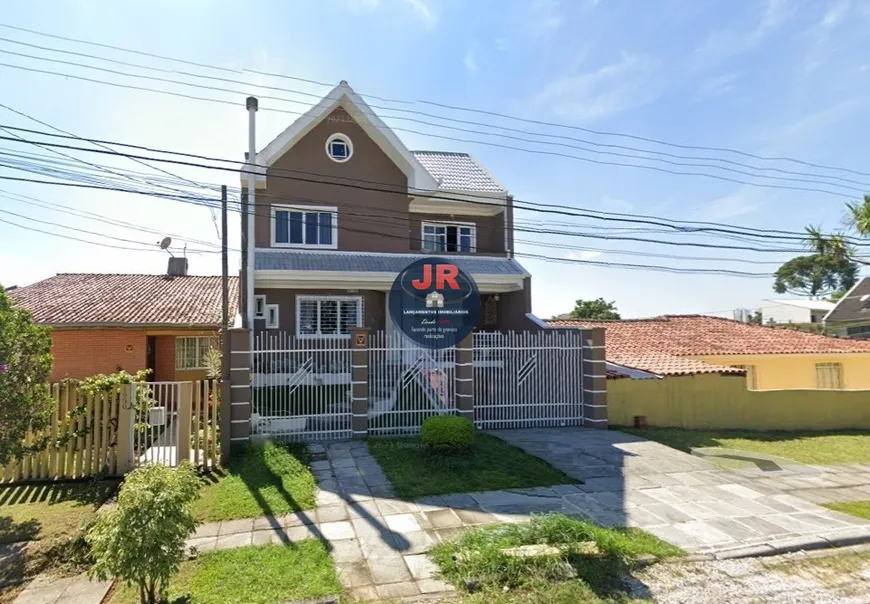Foto 1 de Sobrado com 3 Quartos à venda, 193m² em Boa Vista, Curitiba