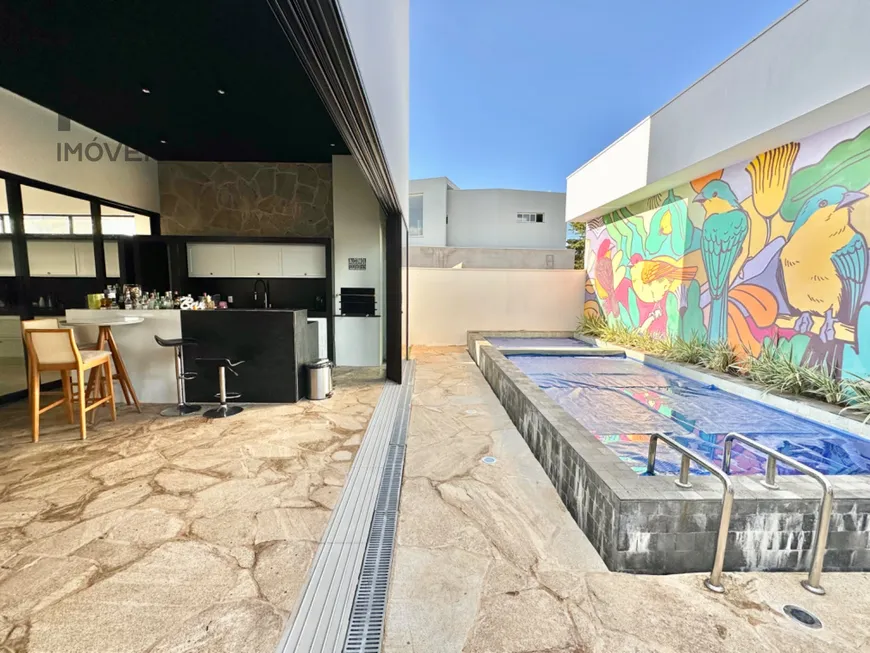 Foto 1 de Casa de Condomínio com 3 Quartos à venda, 245m² em Residencial Anaville, Anápolis
