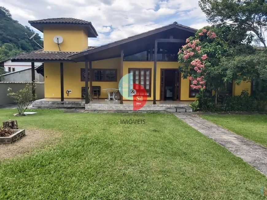 Foto 1 de Casa com 3 Quartos à venda, 200m² em Cotia, Guapimirim