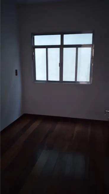 Foto 1 de Casa com 3 Quartos para alugar, 110m² em São Pedro, Juiz de Fora