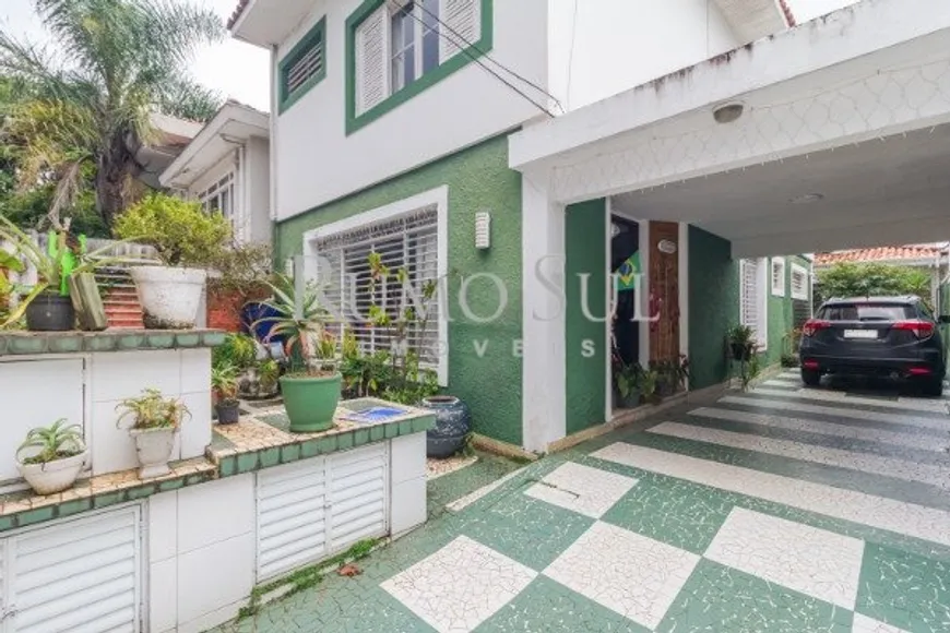 Foto 1 de Casa com 3 Quartos à venda, 213m² em Jardim Prudência, São Paulo