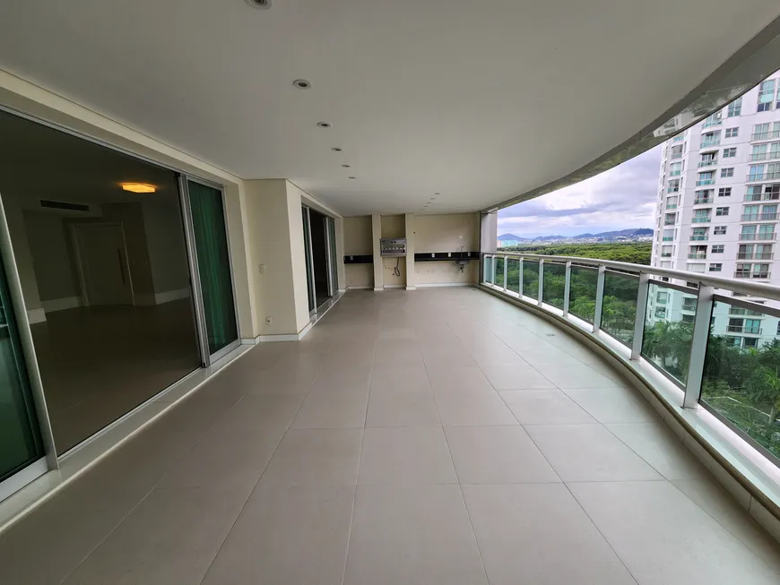 Foto 1 de Apartamento com 4 Quartos à venda, 296m² em Peninsula, Rio de Janeiro