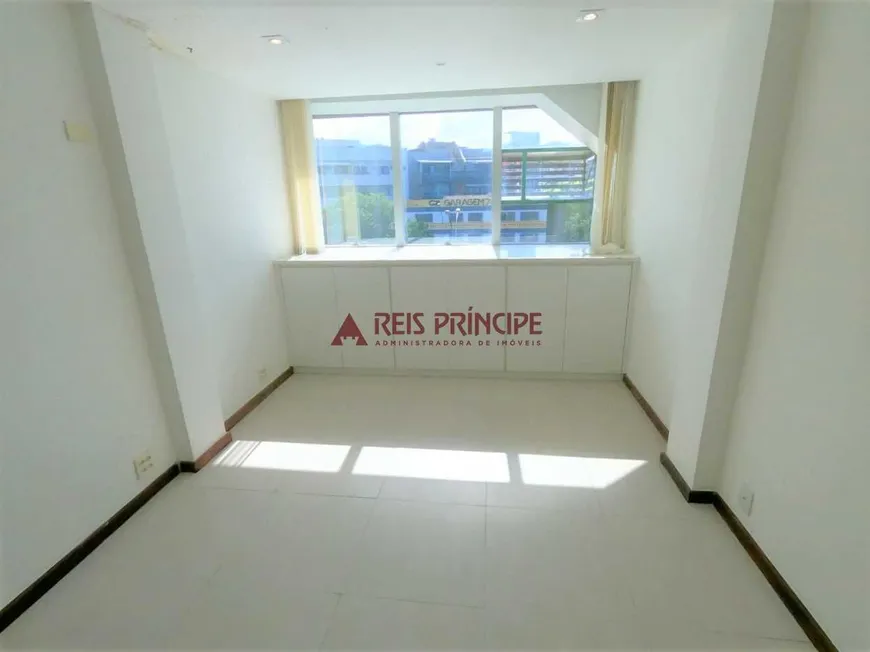 Foto 1 de Sala Comercial para venda ou aluguel, 41m² em Recreio Dos Bandeirantes, Rio de Janeiro