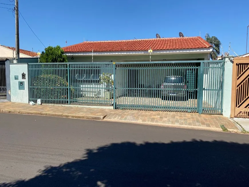 Foto 1 de Casa com 3 Quartos à venda, 214m² em São Geraldo, Araraquara