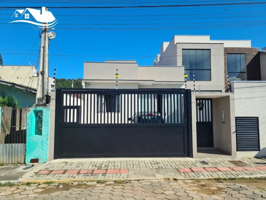 Foto 1 de Casa com 2 Quartos à venda, 75m² em Tabuleiro, Camboriú