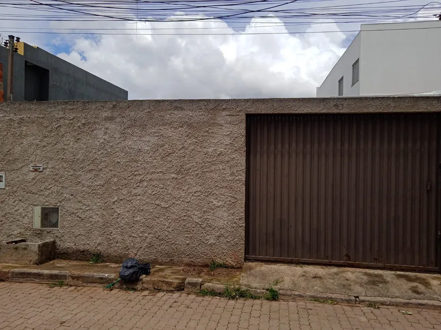 Foto 1 de Lote/Terreno à venda, 100m² em Setor Leste, Brasília