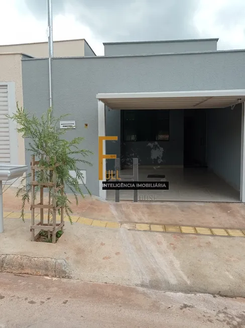 Foto 1 de Casa com 2 Quartos à venda, 85m² em Parque Santa Rita, Goiânia