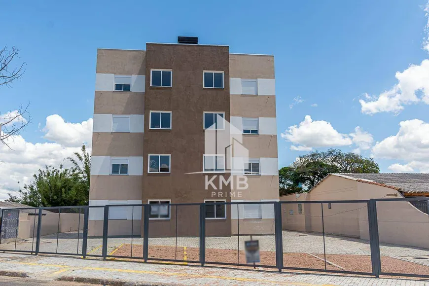 Foto 1 de Apartamento com 2 Quartos à venda, 52m² em Barnabe, Gravataí