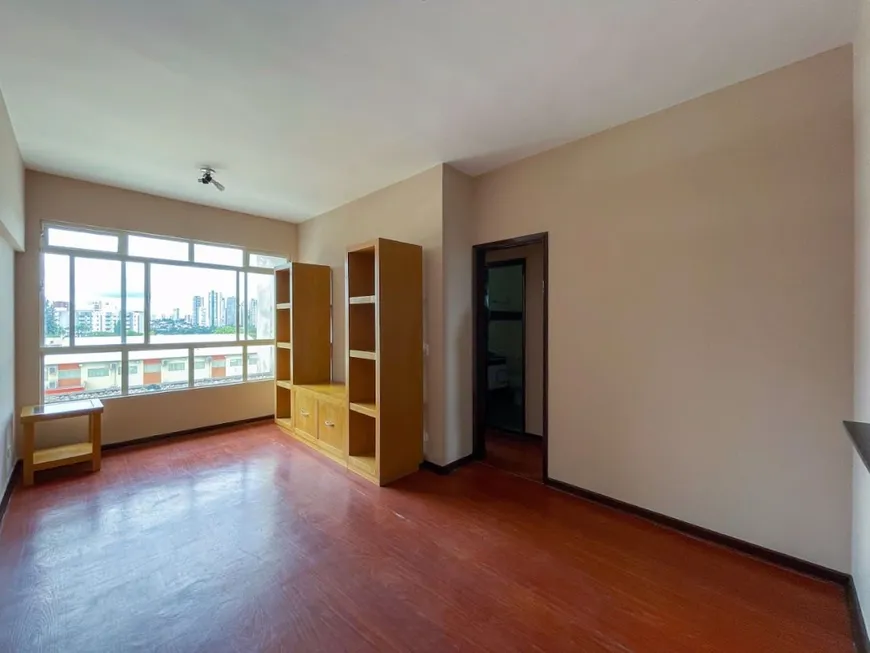 Foto 1 de Apartamento com 2 Quartos à venda, 56m² em Centro, Londrina