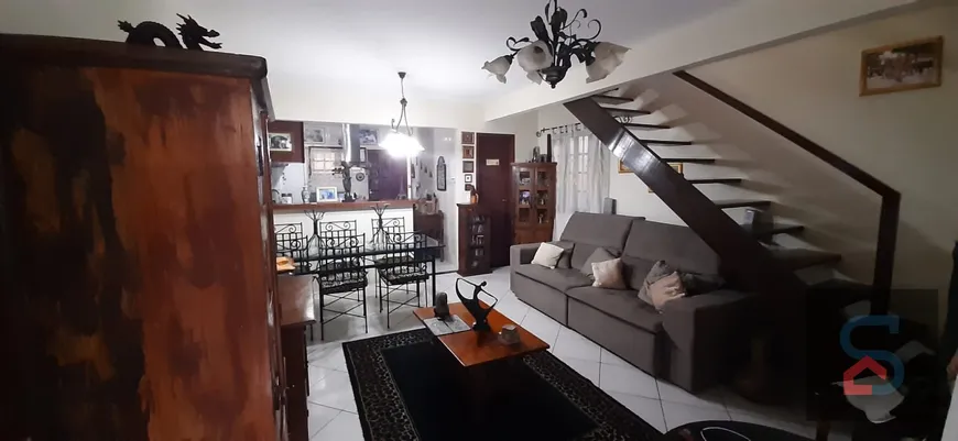 Foto 1 de Casa de Condomínio com 3 Quartos à venda, 89m² em Palmeiras, Cabo Frio