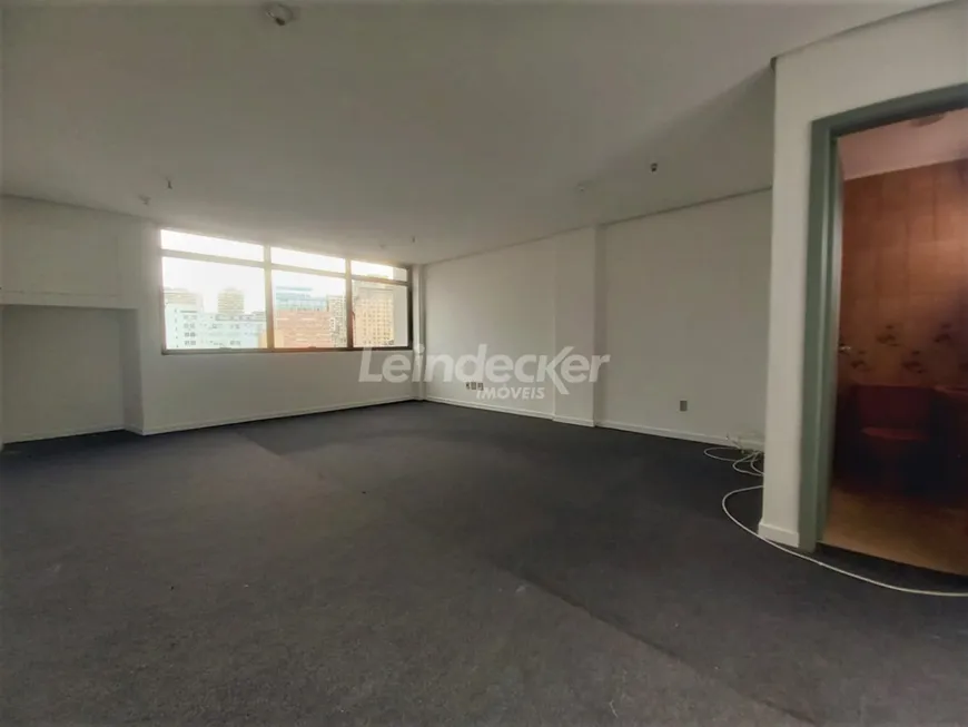 Foto 1 de Sala Comercial para alugar, 41m² em Centro, Porto Alegre