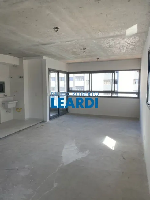 Foto 1 de Apartamento com 3 Quartos à venda, 60m² em Pompeia, São Paulo