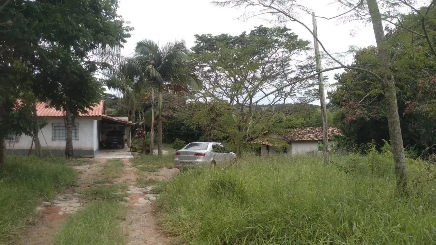 Foto 1 de Fazenda/Sítio com 4 Quartos à venda, 220m² em Zona Rural, Bonfim