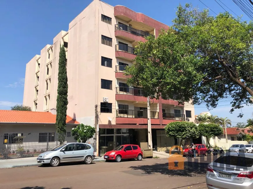 Foto 1 de Apartamento com 3 Quartos à venda, 147m² em Centro, Campo Mourão
