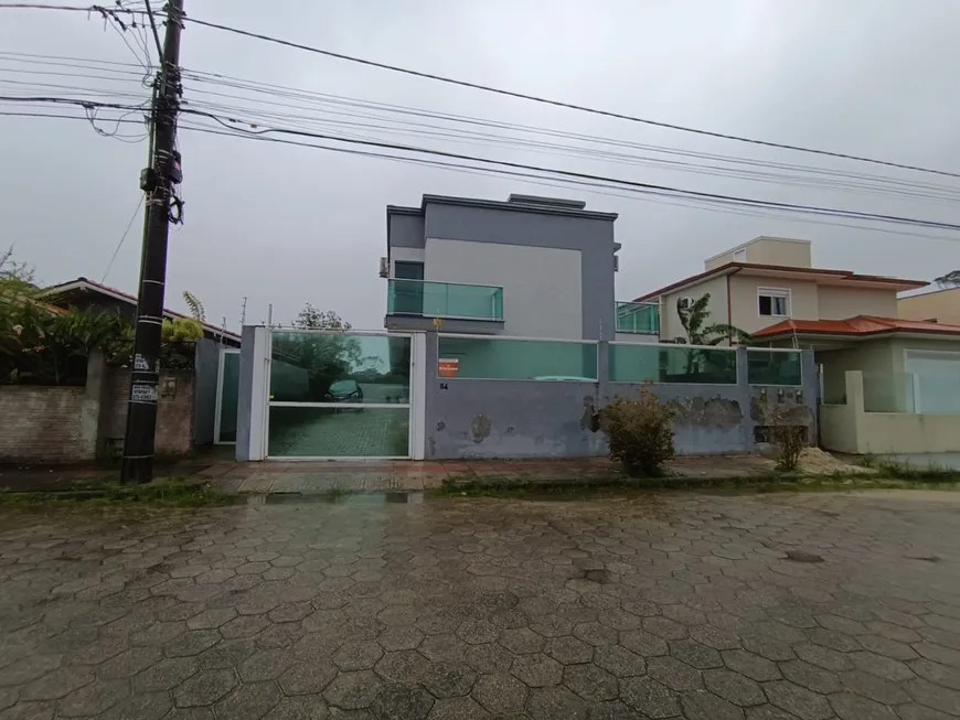 Foto 1 de Casa com 3 Quartos à venda, 130m² em Campeche, Florianópolis