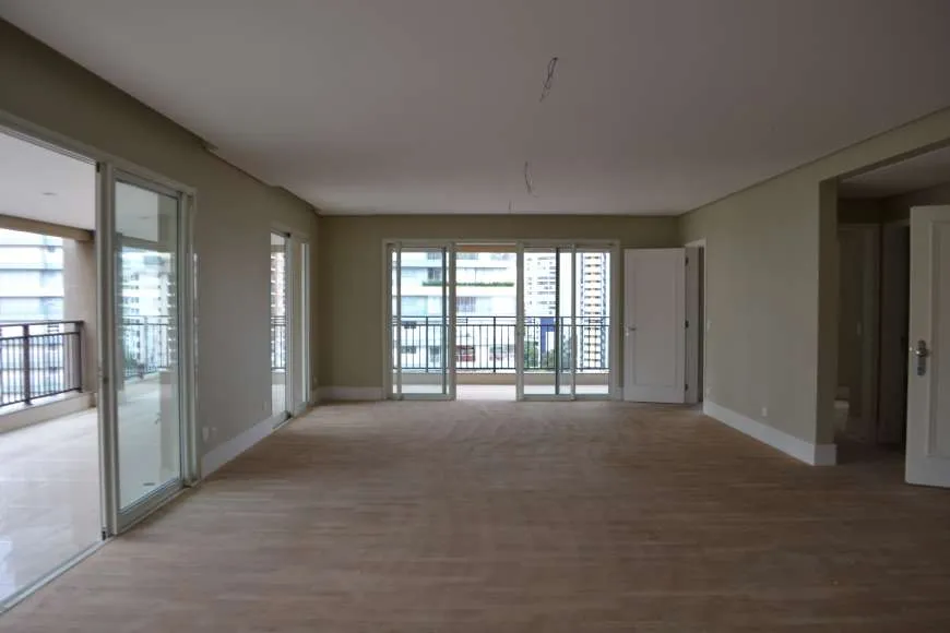 Foto 1 de Apartamento com 4 Quartos à venda, 350m² em Vila Nova Conceição, São Paulo