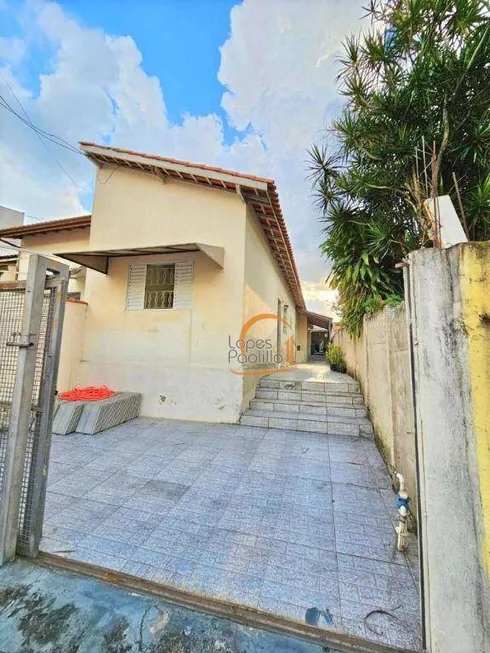 Foto 1 de Casa com 2 Quartos à venda, 121m² em Atibaia Jardim, Atibaia