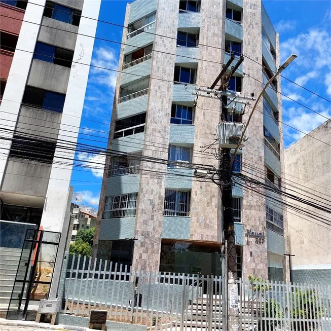 Foto 1 de Apartamento com 3 Quartos à venda, 135m² em Pituba, Salvador