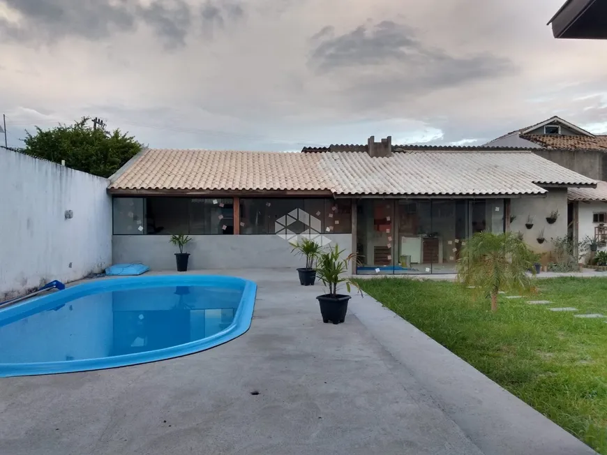Foto 1 de Casa com 3 Quartos à venda, 520m² em Tapera da Base, Florianópolis
