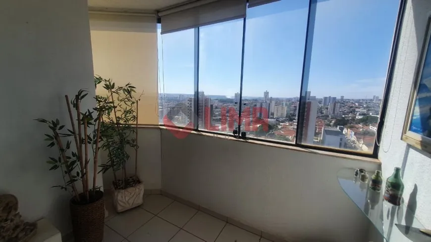 Foto 1 de Apartamento com 3 Quartos à venda, 90m² em Centro, Bauru