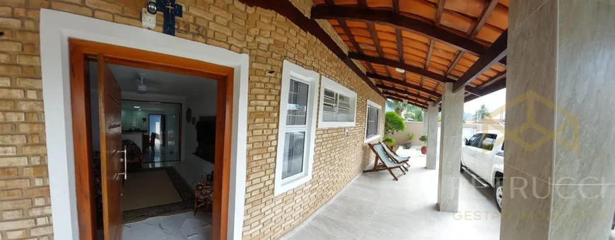 Foto 1 de Casa com 4 Quartos à venda, 174m² em Indaiá, Caraguatatuba