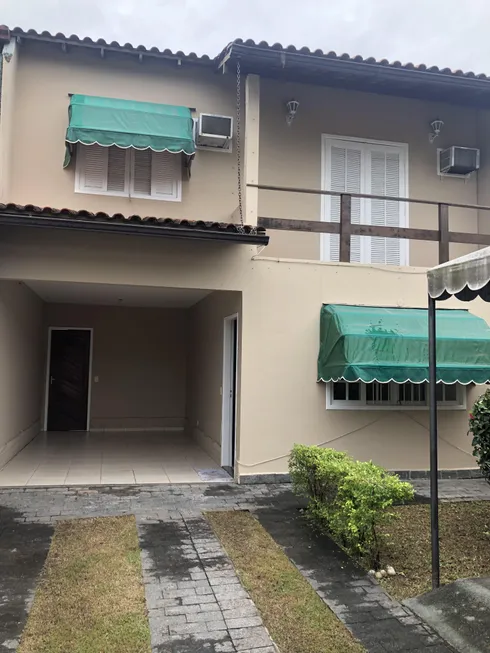 Foto 1 de Casa com 3 Quartos à venda, 120m² em Maria Paula, São Gonçalo